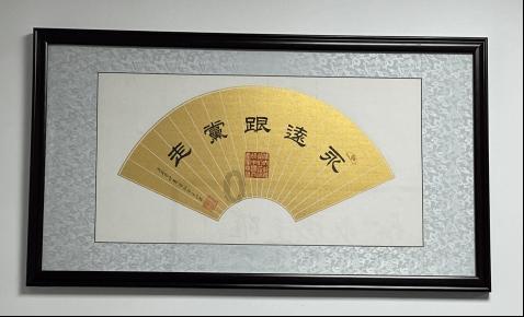 跟妈亲的背后是妈妈正确的养育方式